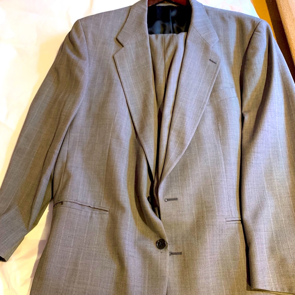 Men’s Suit